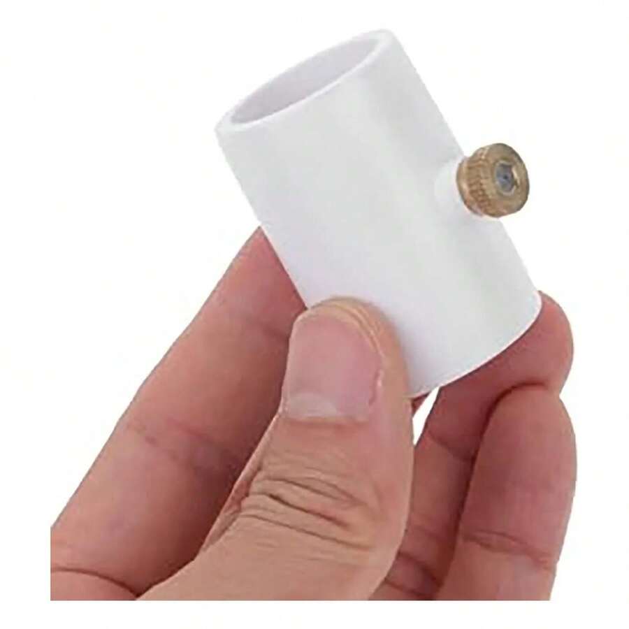 5 piezas de adaptadores de PVC para boquillas del sistema de riego de jardín. Adecuado para refrescarse y repeler mosquitos en verano, el agua tiene un efecto de pulverización después de su uso. - Blanco - Ver 1