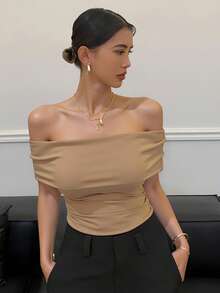 Livesso Minimalistisches, sexy Off-Shoulder enges Top T-Shirt, Crop Tops für Frauen - Khaki - Übersicht 5