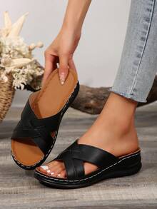 Women's Elegant Wedge Sandals, Criss-Cross Strap Outdoor Sandals, Fashion & Comfortable, Elegant Casual, Suitable For Beach Wear, Wedge Thick Bottom Sandals, Plus Size Available - Black - View 8