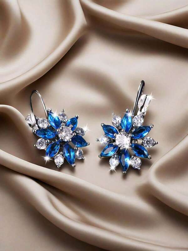 1 Pair Charming Blue Floral Pattern Women Clip On Earrings, Lightweight & Comfortable Design For All-Season Outfits Accessories