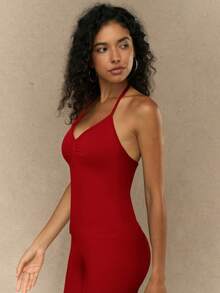 Yefecy ملابس علوية يوجا فيست رياضية جديدة ذات تأثير للنساء، ملابس فوقية يوغا بدون ظهر، حمالة صدر مكشوفة مع أكواب - الأحمر - مشاهدة 5