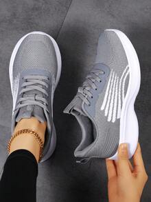 新款大码透气网眼面料休闲女鞋、女式软底跑步鞋、女式布面运动鞋、女式灰色运动鞋、轻便舒适的女式平底鞋、女式慢跑鞋、女式旅游鞋、女式训练鞋、女式步行鞋、女式健身鞋、时尚女鞋、男式休闲鞋、男式运动鞋、女式路跑鞋、男式路跑鞋