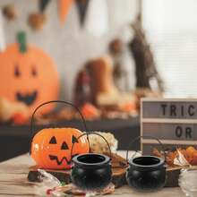 10 pièces/4 pièces/1 pièce Ensemble de mini chaudrons de sorcière d'Halloween, bols à bonbons en plastique noir, décoration d'extérieur pour les fêtes, sans plumes, sans alimentation électrique requise, autoportante, pot de sorcière décoratif en plastique pour le jardin, la pelouse et le patio pour la fête d'Halloween du tour ou du traitement, couleur aléatoire