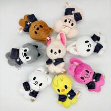 可爱动漫人物 KPOP-Cosplay-SKZ-STAY 卡通娃娃学院衣服钥匙扣小娃娃毛绒钥匙圈粉丝收藏配饰和 Z 礼物送给朋友的圣诞节和生日礼物 - 彩色 - 查看 3