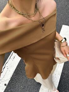 Spring And Summer Women's Fashion Elegant Casual One Shoulder Solid Color Side Split Slim Top - Khaki - View 2