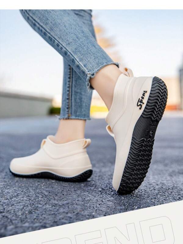 Neue Low-Top-Regenstiefel für Damen, wasserdichte rutschfeste Camping-Rain-Schuhe, bequeme, strapazierfähige Gummischuhe mit dicker Sohle für die Arbeit in der Küche, Wandern, Wasseraktivitäten, Basic Regenstiefel der Damen