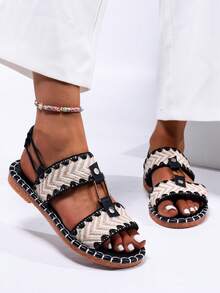 纯色时尚波西米亚风格女式 2025 新款舒适休闲复古沙滩柔软按摩鞋底编织带鞋带金属扣装饰，吸汗透气，适合夏季风格露趾，百搭假日防滑平底凉鞋，加大码，情人节礼物