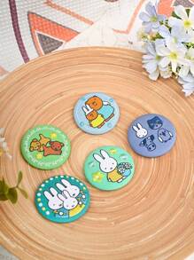 Hasbro Badge épingle broderie Miffy en sachet surprise - pour sac à dos, vêtements et accessoires - cadeau d'anniversaire et de Noël 1 pièce (livraison aléatoire)