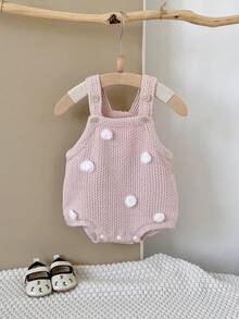 新生女宝宝甜美毛绒粉色针织连体衣，春秋季