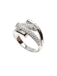 Estuche de regalo: Anillo dorado elegante con diseño de línea cruzada con microincrustraciónde rhinestones, disponible en varios tamaños, adecuado para mujeres, boda, fiesta o regalo del Día de San Valentín - Plateado - Ver 6