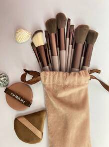 13pcs Professional Facial Makeup Brush Set Bevel&Taper Foundation Brush Contour Brush Blush Brush Powder Brush Eyeshadow Brush Concealer Brush Highlight Brush Smudge Brush + 2pcs Brown Makeup Sponges, Eye Shadow, Foundation, BB Cream, Concealer Makeup Brushes, Soft All-In-One Makeup Tools For Women,Easy To Carrying,Set For Travel,Gift For Women&Girls Random Color