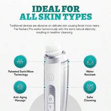 Radiant Pro Smart  Facial Cleansing Brush And Face Massage Device Rechargeable And Waterproof Electric Face Scrubber Brush For Men And Women Premium Face Exfoliator Scrubber - 白色和銀色 - 查看 4