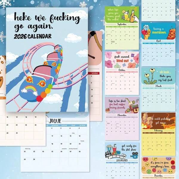 1 Pieza Calendario 2026, Aquí vamos de nuevo, Diseño de manuscrito artístico de 12 meses, Planificador con ilustraciones y un diseño inspirado en manuscritos artísticos, Perfecto para decoración colgante, oficina en casa, planificación personal y profesional, Calendario de pared, Herramienta de planificación, Diseño minimalista, Diseño de espiral