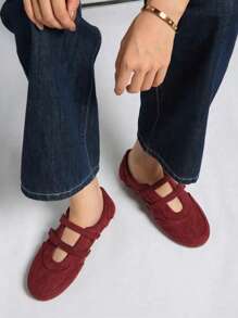 1 双女士优雅简约轻便舒适迷人柔软芭蕾平底鞋，透气复古法式镂空防滑休闲一脚蹬鞋，2025 年新款 - 紅色 - 查看 4