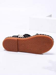 纯色时尚波西米亚风格女式 2025 新款舒适休闲复古沙滩柔软按摩鞋底编织带鞋带金属扣装饰，吸汗透气，适合夏季风格露趾，百搭假日防滑平底凉鞋，加大码，情人节礼物