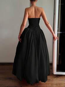 女士优雅性感无肩带长裙，不对称高开衩设计，后背系带可调节，是派对、鸡尾酒会、圣诞节、婚礼和约会之夜的理想之选，也是情人节、春季黑色派对等特殊场合的完美选择。 - 黑色 - 查看 4