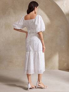 浪漫优雅度假风镂空刺绣女装连衣裙 - 白色 - 查看 7