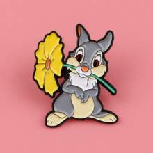 Disney 30pcs/Set Mixed Cute & Elegant Zinc Alloy Brooch Pins, Casual Clothing & Bag Decorative Enamel Lapel Pins, Versatile Accessory For All Seasons Office Accessories Shirts Jacket Jewelry Christmas Halloween