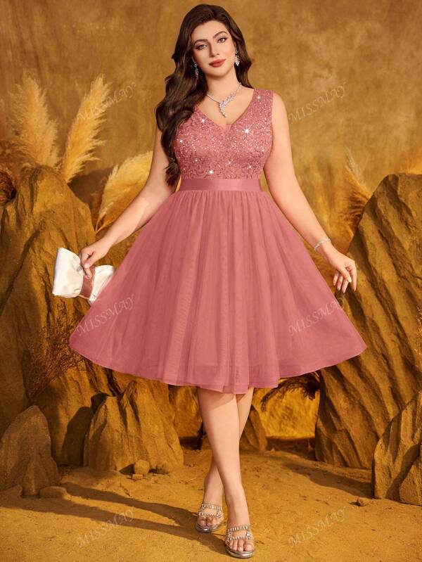 Plus Deep V-Neck Sequin Floral Lace Contrast Mesh A-Line Hem Elegant Prom Cocktail Party Swing Dress, For Homecoming, Wedding Guest, Dinner