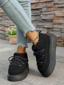 Botas de nieve para mujer lindas y esponjosas, con bloques de color, cordones decorativos, gruesas y cálidas de un solo toque; Nuevas botas de nieve elegantes, cómodas y casuales de moda para el invierno 2025, adecuadas para combinar con atuendos de invierno, botas de invierno para mujeres, botas abultadas para mujer