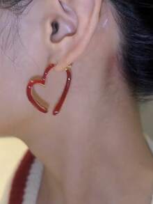 一对几何图案休闲锌合金耳钉，百搭风格，适合节日和日常佩戴，情人节配饰 - 愛心耳環 - 查看 4