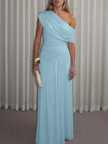 Women's Solid Color Oblique Collar Pleated Long Dress, Fitted And Slimming, Elegant And Sexy Party Dress - Blue - View 3