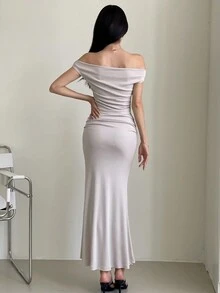 ARA CHIC 米色优雅单肩褶皱领口系腰性感裹臀鱼尾修身长裙，女士款 - 早春夏季宴会派对新款 - 米色 - 查看 5