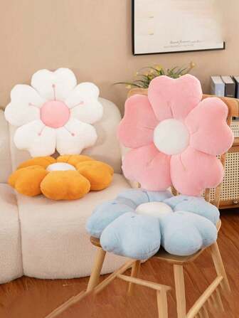 Soft Plush Daisy Flower Throw Pillow - Cozy Decorative Cushion For Bed & Sofa, White/Pink, 13.7 Inches, Polyester Fabric, Adorable Floral Design, Bed Accessory | Plush Pillow Decor | Soft Polyester Fabric, Throw Pillows For Couch