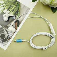 Black/White 2-Color New Type-C Wired Headphones, Side Microphone With Adjustable Volume, Built-In Microphone, Smart Fully Compatible Version Of In-Ear Wired Headphones, High-Definition Calls, Music Playback, Suitable For Student Gift Headphones, Running Sports Gift Headphones, Compatible With IPhone/Xiao Mi/Honor/Oppo/Vivo/Sam Sung/HUA WEI And Other Android Smart Phones And MP3/MP4/IPod/Computer, Etc.