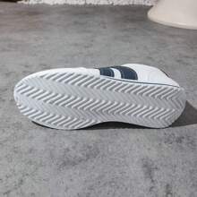 Tênis Esportivos Casuais Antiderrapantes Versáteis, Confortáveis e com Cadarço de Moda Clássica, Leves, para Mulheres 2025