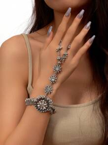 1pc Vintage Style Tasseled Ring Bracelet, Metal Handmade Coin & Rhinestone Encrusted Ring Chain