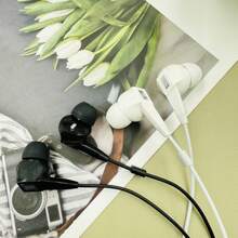 Black/White 2-Color New Type-C Wired Headphones, Side Microphone With Adjustable Volume, Built-In Microphone, Smart Fully Compatible Version Of In-Ear Wired Headphones, High-Definition Calls, Music Playback, Suitable For Student Gift Headphones, Running Sports Gift Headphones, Compatible With IPhone/Xiao Mi/Honor/Oppo/Vivo/Sam Sung/HUA WEI And Other Android Smart Phones And MP3/MP4/IPod/Computer, Etc.
