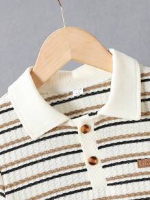 2 pezzi Set maglietta polo a righe in maglia e pantaloni in denim da ragazzo casual, adatto per sport, uso quotidiano, scuola, attività all'aperto in primavera e autunno