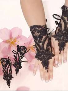 1pc Elegant Black Lace Fingerless Gloves - Soft & Skin-Friendly, Delicate Floral Pattern, Stretchy Polyester Material - Perfect For Bridal Wedding, Party And Ball, Wedding Accessory - Black - View 2