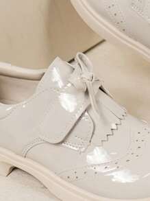 A Pair Of Bow-Decorated Campus Shoes, Thick-Soled Loafers--Go Back To School; Black Shoes; Girls' School Shoes; Girls' Toddler Shoes; Children's Girls' Shoes; Girl's Shoes.