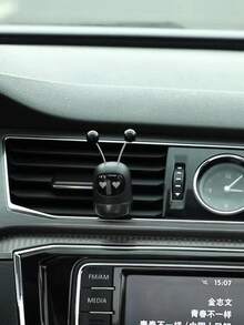 Creative Robot Car Air Freshener, Fragrance Diffuser, Cute & Long-Lasting Car Air Freshener, Car Decor Accessory, No Battery Needed, Great Gift For Family And Friends, Robot Car Vent Clip Fragrance Suitable For Christmas, Halloween, Valentine's Day, New Year, Birthday (Random Color)