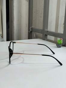Women's Clip-On 2 In 1 Round Small Size Polarized Lens Eyeglasses Frame PZ948 - Black - View 5
