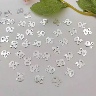 Khoảng 400 mảnh giấy kim tuyến số 30/50 nhiều màu sắc, trọng lượng 12g/gói, thích hợp trang trí tiệc sinh nhật và kỷ niệm.