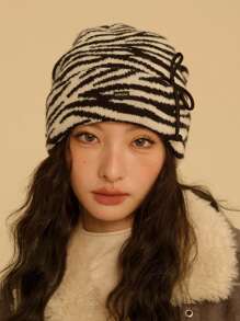1pc Unisex Retro Fashionable Striped Zebra Pattern Knit Hat, Women Winter Warm Ear Protector Beanie, Suitable For Daily Wear And Halloween