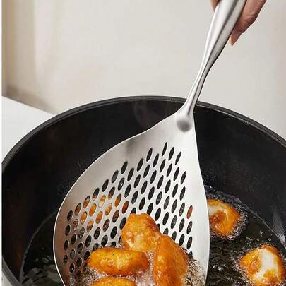 不锈钢滤网+大号煎炸勺，二合一意面滤网兼煎炸勺，厨房配件，必备厨房工具礼品，节省空间的厨房收纳，圣诞厨房礼物