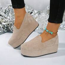 Sapatos de Plataforma de Salto Anabela Redonda Femininos, Bombas Casuais de Sola de Corda de Linho Suede para Uso Externo, Primavera/Outono, Tamanho 35-43 (Tamanho Grande Meio Número)