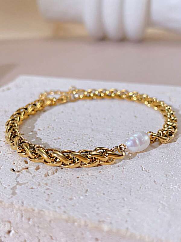 1 pieza Pulsera casual de acero inoxidable chapado en oro de 18K con cadena de perlas falsas de alta protección, estilo 2025 nuevo, adecuada para uso diario de mujeres, versátil, resistente al agua, regalo del Día de San Valentín (EE. UU., sin incluir caja de regalo)
