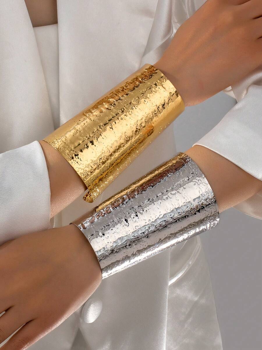 1pc Oversized Hammered Metal Wide Bangle Bracelet - A9180 - View 1