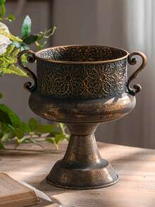 Metal Decorative Vase, Tall Elegant Vintage-Inspired Flower Vase, Urn Shaped Centerpiece Vase, Rustic Finish Cup Design For Home & Office Patio Front Porch Decor - 咖啡棕 - 查看 7