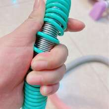 1 件三色弹簧 - 健身、户外活动的多彩选择 - 轻巧耐用的设计，适合派对、节日、生日、所有年龄段、派对游戏 | 有趣的健身配件 | 易于存储的设计，男女通用，适合腰部瘦身、室内/室外、便携、瑜伽、初学者训练 - 彩色 - 查看 4