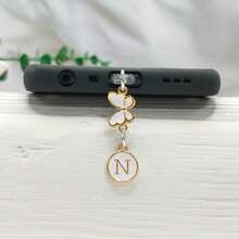 1 件双面圆形字母 A-Z 和蝴蝶吊饰防尘塞，DIY 金属手机装饰