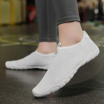 2025 New White Quick Dry Shoes, Women Low-Top Lightweight Indoor Yoga Shoes, Jump Rope Shoes For Men & Women Fitness Running Outdoor Cycling Beach Vacation Diving River Trekking Couples Shoes
