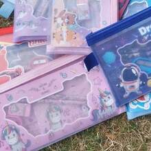 5件套网格文具袋套装铅笔、尺子、笔记本、卷笔刀、橡皮擦、网格拉链文具礼包、铅笔盒套装、万圣节/圣诞节礼物