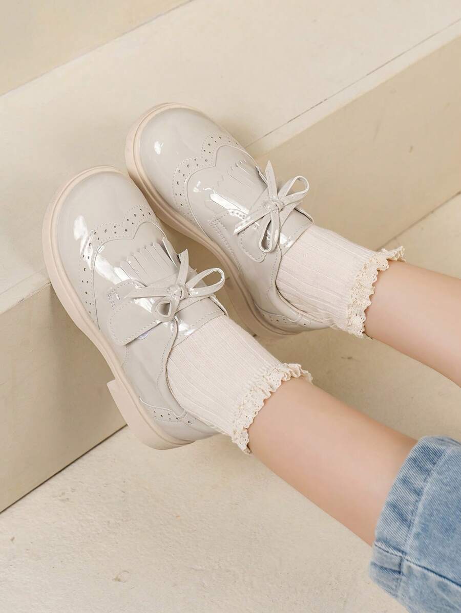 A Pair Of Bow-Decorated Campus Shoes, Thick-Soled Loafers--Go Back To School; Black Shoes; Girls' School Shoes; Girls' Toddler Shoes; Children's Girls' Shoes; Girl's Shoes.