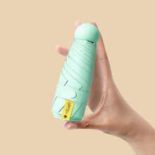 1 件迷你流行多色折叠伞便携式口袋雨伞多功能防紫外线太阳伞日常户外探险运动沙滩野餐露营遮阳伞六根铁管支撑手动开合，塑料手柄，休闲可爱的基本款式。